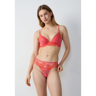 Soutien-gorge n.2 - le push-up plongeant SOMPTUEUSE ETAM