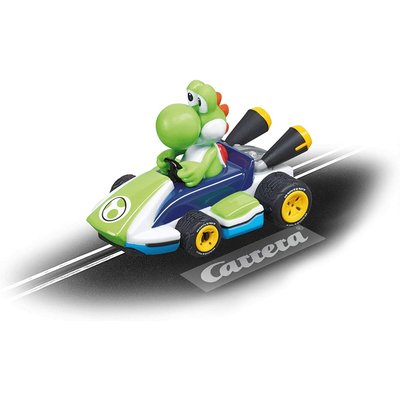 Nintendo Mario Kart Véhicule avec figurine Yoshi CARRERA
