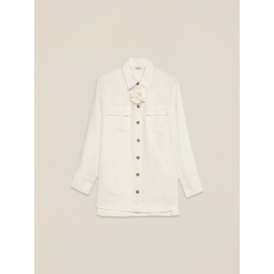 Chemise réalisée en tissu frais 100% lin avec une coupe oversize OLTRE