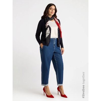 coupe et design conçus pour garantir un confort maximal FIORELLA RUBINO