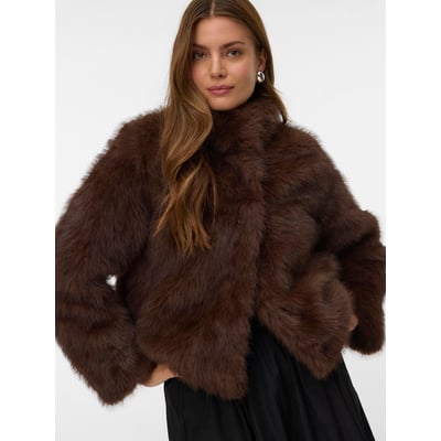Manteau court en tissu duveteux à poils longs VERO MODA