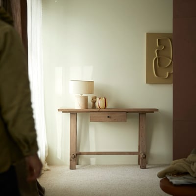 Console, ABBY TIKAMOON