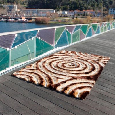 Tapis shaggy fait main motif rond SPIRAL UN AMOUR DE TAPIS