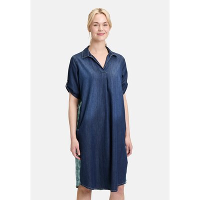 Robe en jean à patchs CARTOON