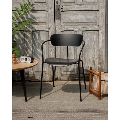 Chaise au design épuré Alma N°1755 - Bon état DEBONGOUT