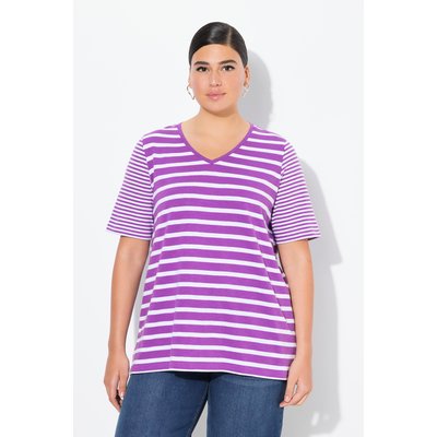 T-shirt à col en V. Coupe évasée ULLA POPKEN