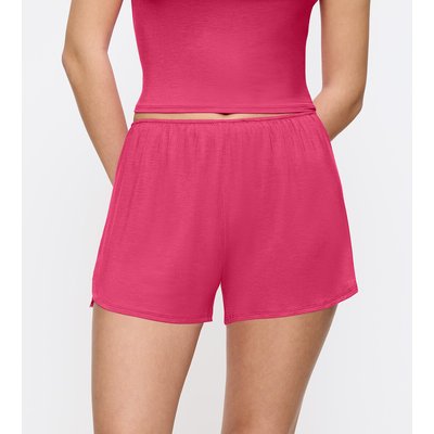 Short in modal Aura Spotlight TRIUMPH