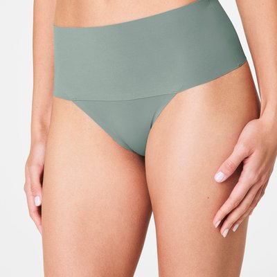 String taille haute ventre plat sans coutures SPANX