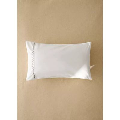 Taie d'oreiller berceau percale de coton 200 fils détail brodé MANGO HOME