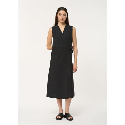 Robe portefeuille noire sans manches HUMILITY