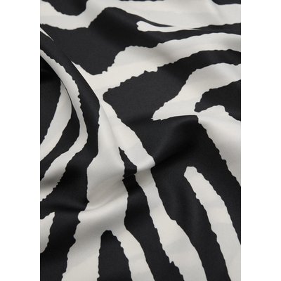 Foulard satiné zèbre MANGO