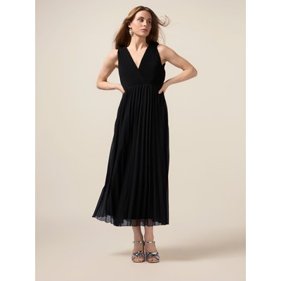 Robe longue sans manches réalisée en georgette plissée OLTRE