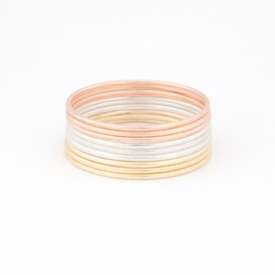 Set de 15 bracelets fins effet sablé BALABOOSTE