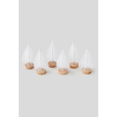 Boite de 6 mini sapins, 6cm, en plastique MONOPRIX