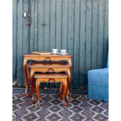Ensemble de tables gigognes en bois Barbara N°45 - Bon état DEBONGOUT