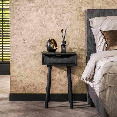 Table de chevet noire en bois avec tiroir ouvert WOODY PIER IMPORT