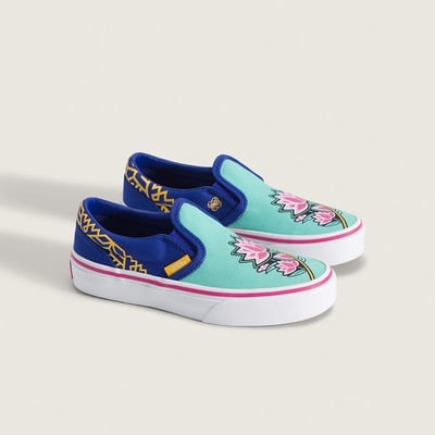 . VANS
