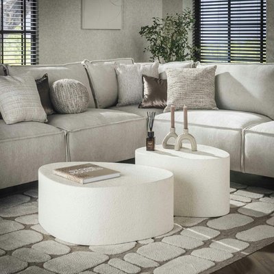 Table basse blanche en marbre composite forme triangle (lot de 2) TAJ PIER IMPORT