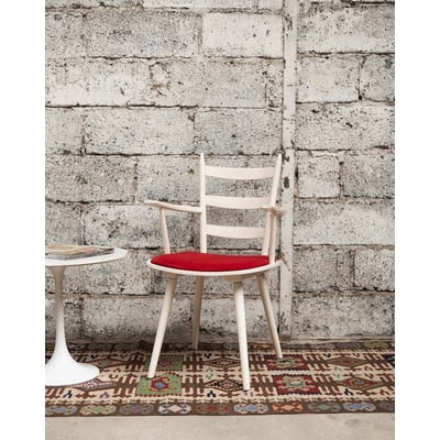 Chaise rouge et blanche Alma N°1724 - Bon état DEBONGOUT