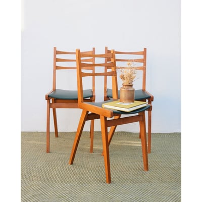 Lot de 3 chaises scandinaves en bois Alma N°1926 - Bon état DEBONGOUT