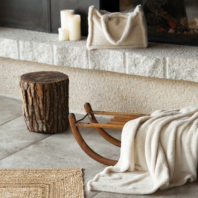 Ensemble sac et plaid moumoute HOME MAISON