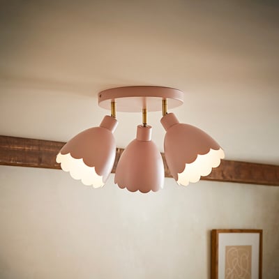 Minnie 3-Light Flower Scallop Ceiling Light SO'HOME