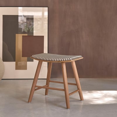 Tabouret en teck massif et tissu rayé  AMBRE BERAH GETAH