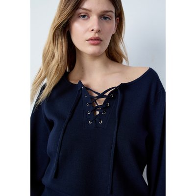 Pull avec col à lacets GUINEA ETAM