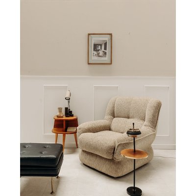 Fauteuil beige en tissu Ernest N°513 - Bon état DEBONGOUT