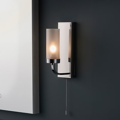 Edwin Wall Light in Chrome SO'HOME