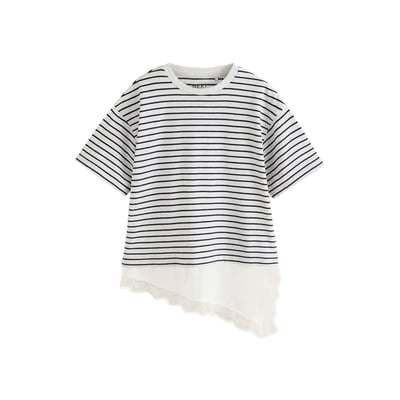 T-shirt à ourlet en dentelle asymétrique NEXT