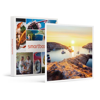 Excursion en bateau de 3h dans les calanques au coucher du soleil avec rosé- SMARTBOX - Coffret Cadeau Sport & Aventure SMARTBOX