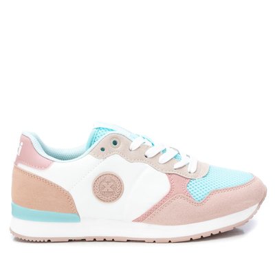 Chaussures de sport avec lacets réglables XTI