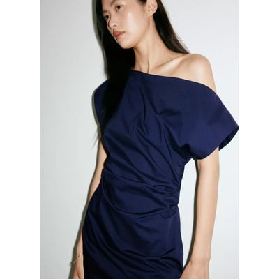 Robe asymétrique froncée MANGO