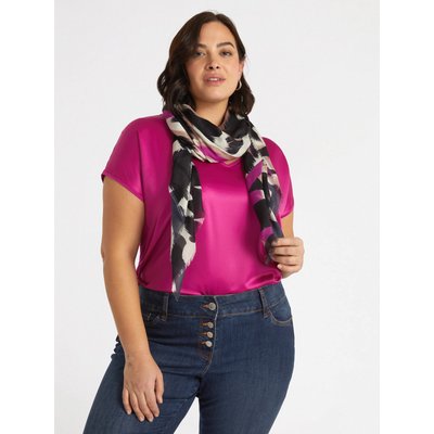 Foulard imprimé à pois, parfait pour le début du printemps FIORELLA RUBINO