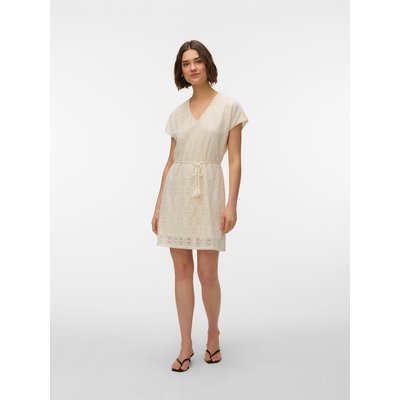 Robe courte en broderie, col v avec ceinture VERO MODA