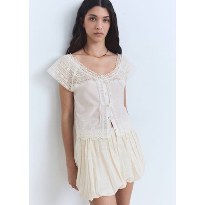 Blouse en coton détails dentelle MANGO