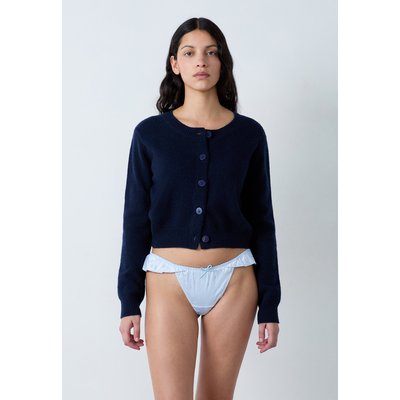 String en dentelle VOLEUSE ETAM