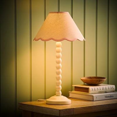Bobbie Painted Cream Bobbin Table Lamp with Scallop Shade SO'HOME
