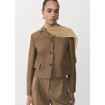 Blazer crop en lin mélangé MANGO