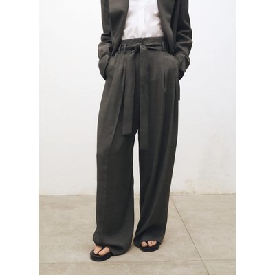 Pantalon costume pinces ceinture MANGO