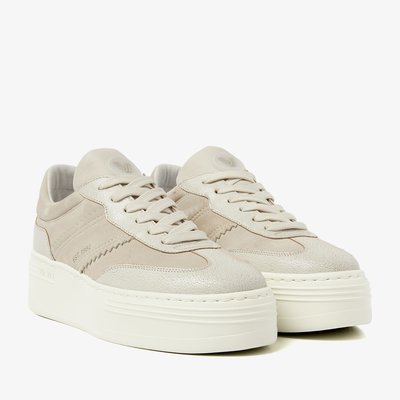 Baskets en daim ISA RUE VIA VAI