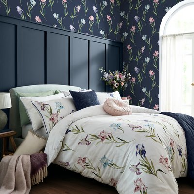 Papier peint fleur d'iris Hawling LAURA ASHLEY