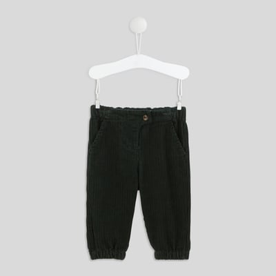 Pantalon uni en gros velours taille élastique dos et fermé avec un bouton devant, garçon, OEKO-TEX. BOUT'CHOU