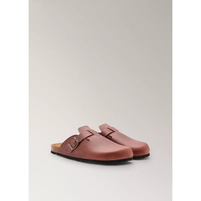 Chaussons sabots en cuir MANGO