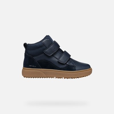 Baskets  J THELEVEN  B ABX GEOX