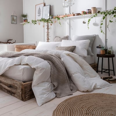 4.5 Tog Luxury Pure Cotton Goose Down Duvet THE FINE BEDDING COMPANY