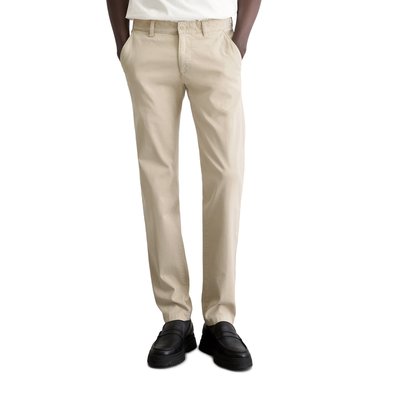 Chino modèle Stig shaped en qualité Dobby MARC O'POLO