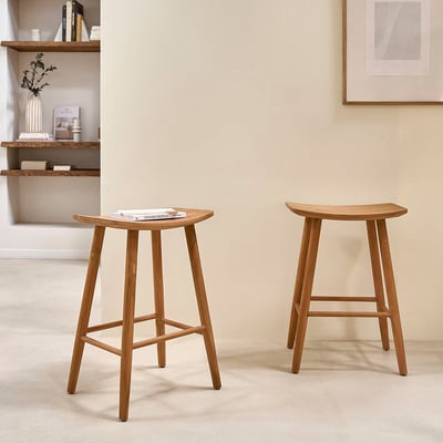 Lot de 2 tabourets de bar en teck massif  AMBRE BERAH GETAH