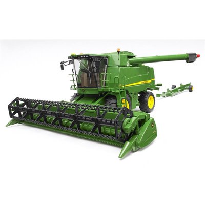 Moissonneuse batteuse John Deere T670i BRUDER